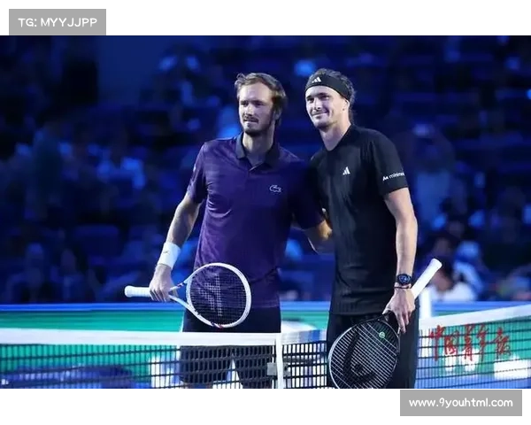 新生代挑战者：兹维列夫、梅德韦杰夫等球员如何寻求突破双雄垄断